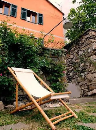 Altravista Bed & Breakfast *